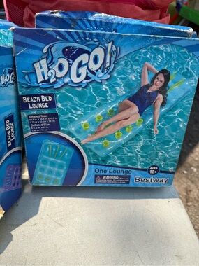 Bestway H2O GO Inflatable Beach Bed Lounge - Blue with Yellow Accents